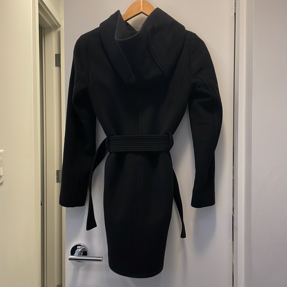 Wilfred belted winter coat with hood - Picture 4 of 7